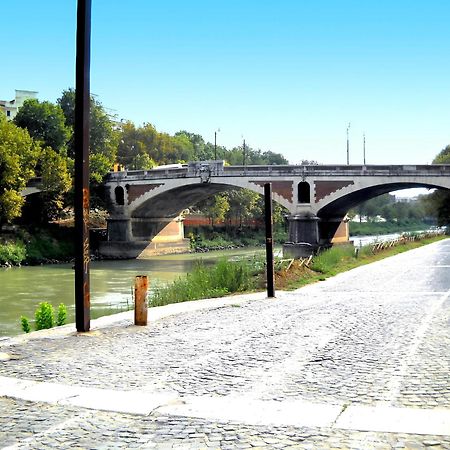 Helios Suites Testaccio - Center Of Rome Buitenkant foto
